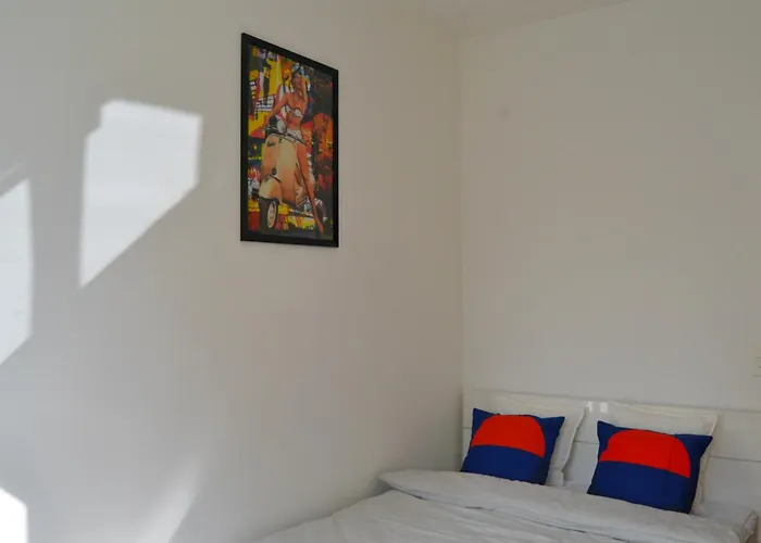 A Jump Into Apartman *